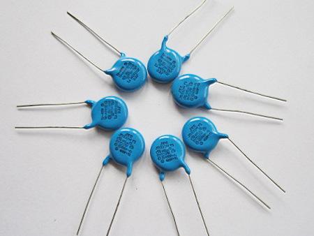 積層帶導(dǎo)線陶瓷電容器.jpg